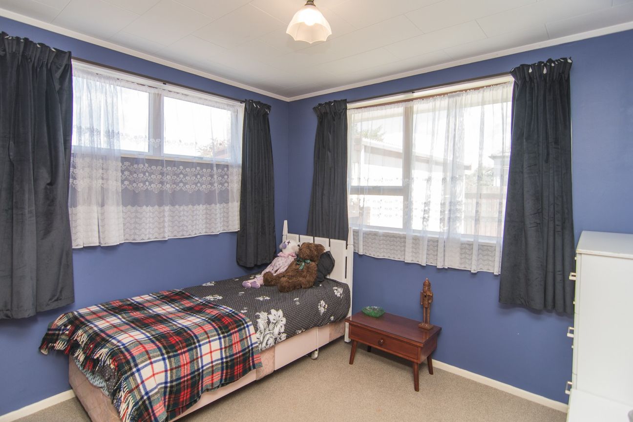 Standalone Unit, Strong Rental Appeal - Mehr