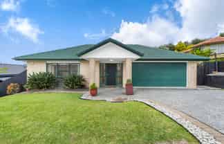 27 Roy Maloney Drive, Henderson