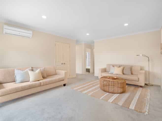 27 Roy Maloney Drive, Henderson