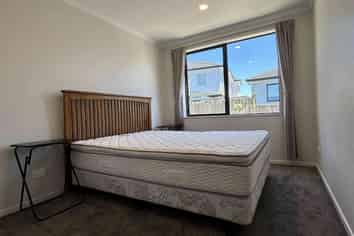 7 Tiro Street, Flat Bush