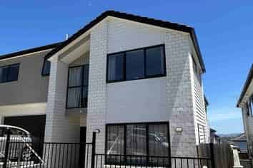 7 Tiro Street, Flat Bush