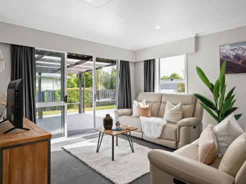 8 Smart Place, Fairview Downs