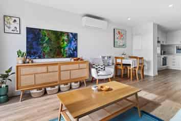 8/35 Garadice Road, Rothesay Bay