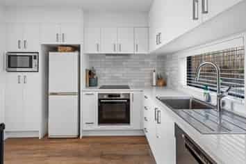 8/35 Garadice Road, Rothesay Bay