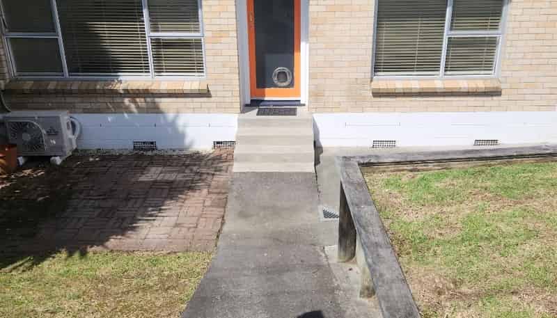 2/137 Ragatira Road, Beach Haven