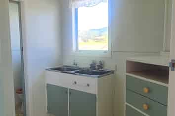 172 Quine Road, Tahuna