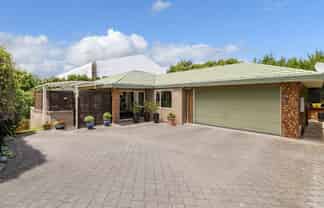 75 Grantston Drive, Pyes Pa