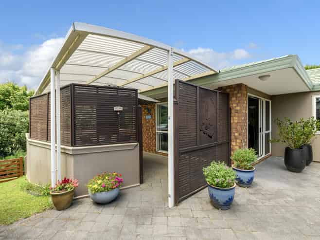 75 Grantston Drive, Pyes Pa