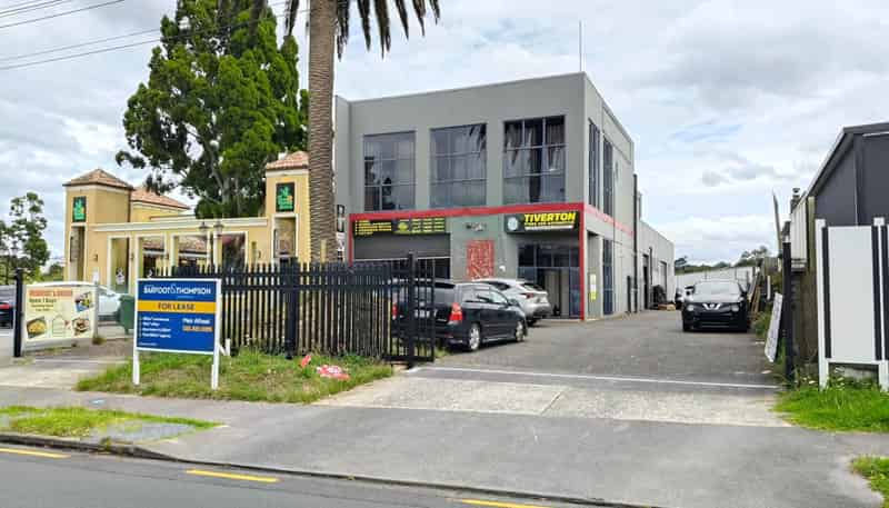 369 West Coast Road, Glen Eden