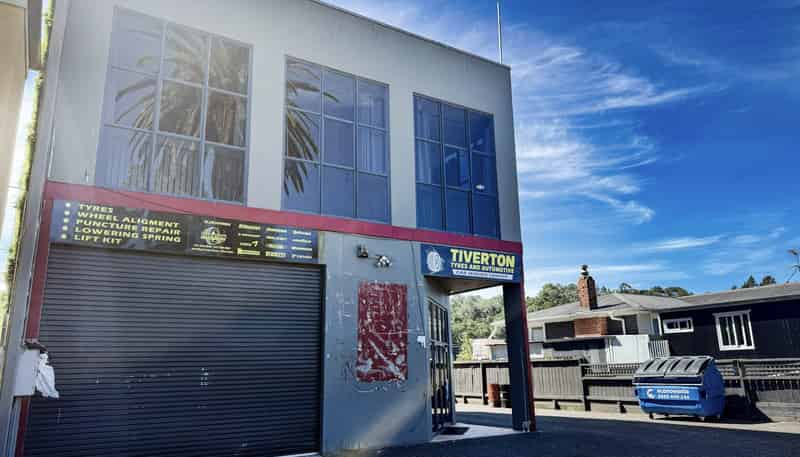 369 West Coast Road, Glen Eden