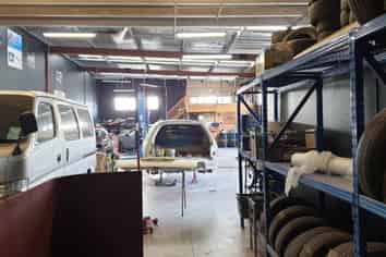 LIVE AND WORK IN STYLE!
