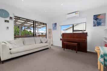 2/3 Seaward Place, Wattle Downs