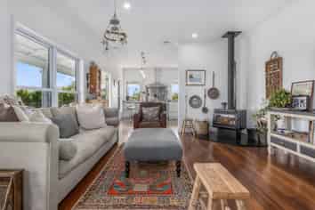 68 Tarahunga Road, LEVIN