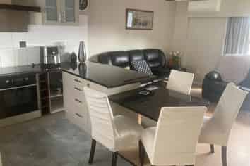 2/36 The Drive, Epsom