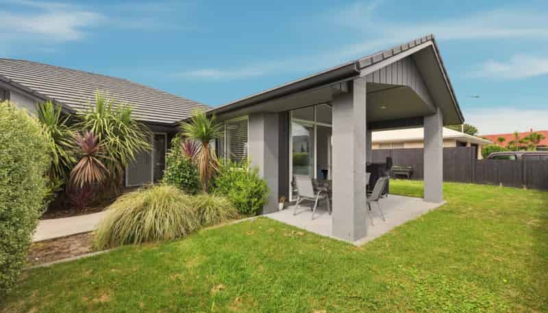 17 Goodwin Crescent, Pyes Pa