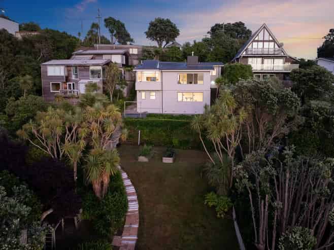 40 Seaview Road, Paremata