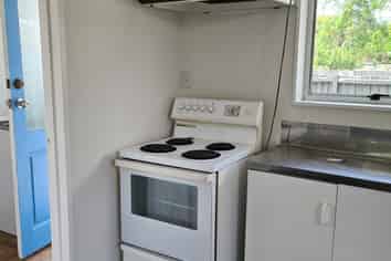 1/565A Ferry Road, Woolston