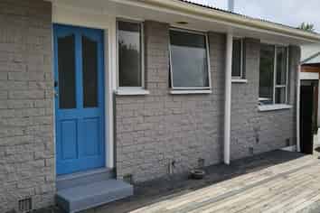 1/565A Ferry Road, Woolston