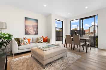 10a Serjeant Street, Henderson