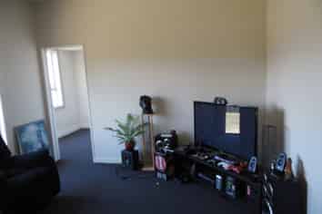 76 Ward Street, Addington