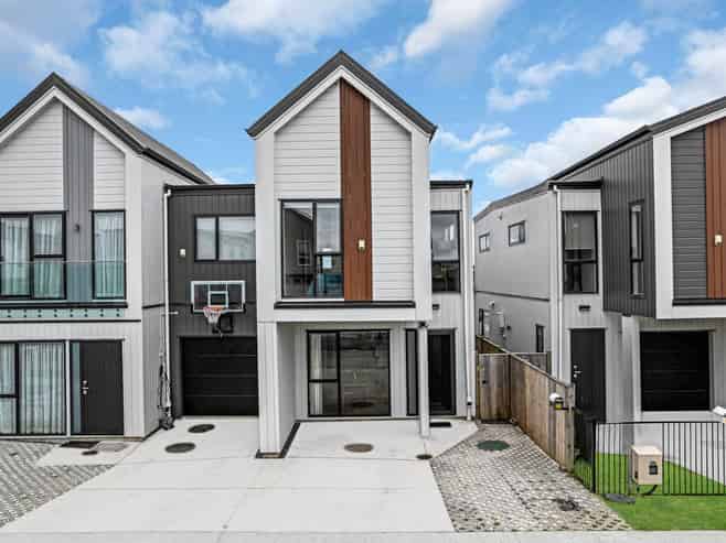 23 Hermitage Street, Flat Bush