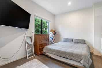 8/1902 Great North Road, Avondale