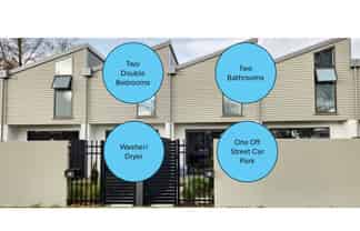 44 Church Square , Addington