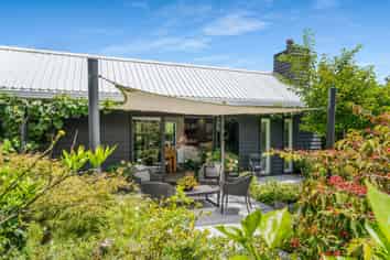 7 Willow Grove, Tairua