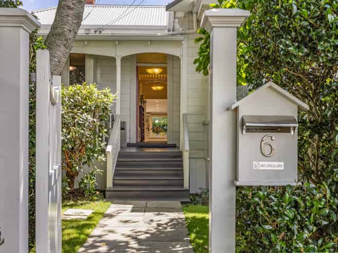 6 Poronui Street, Mount Eden