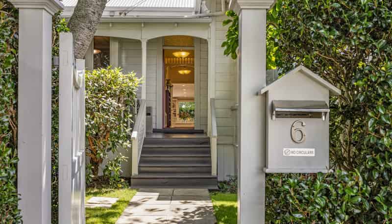 6 Poronui Street, Mount Eden