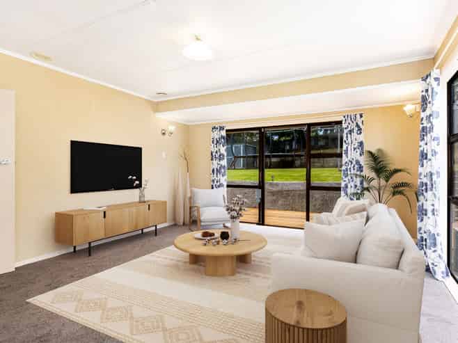 15 Kalingo Street, Waitangirua