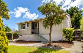 15 Kalingo Street, Waitangirua