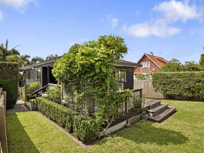 10A Barrack Road, Mount Wellington