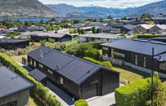 23 Matipo Street, Wanaka