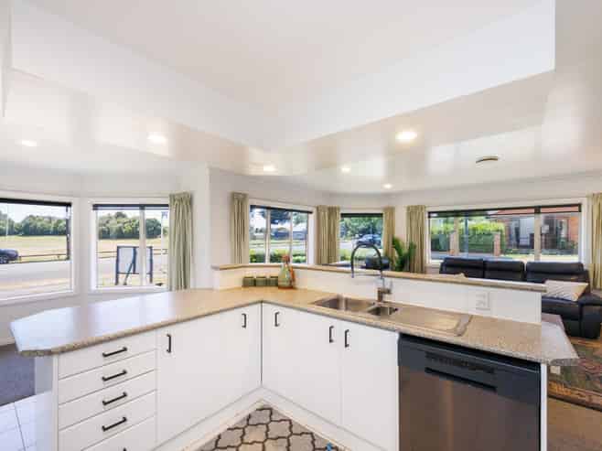 15 Flemington Lane, Awapuni