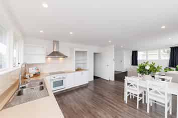 3a Duff Crescent , Highbury