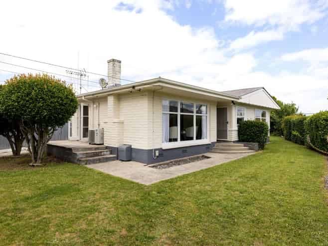 20 Jeanette Street, Glenview