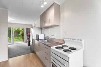 2/68A Ridge Road, Howick