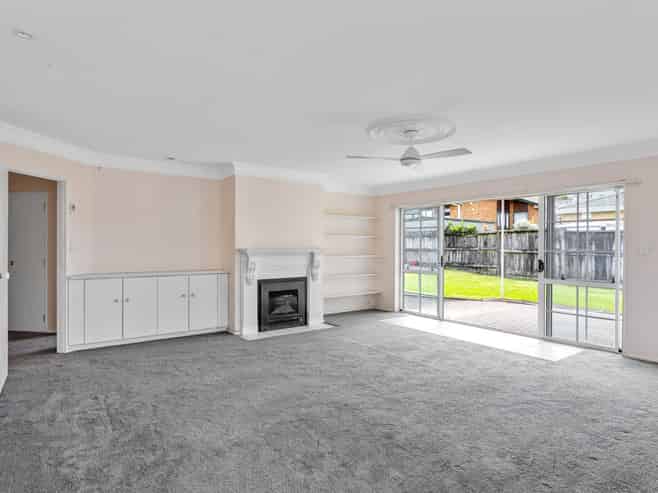 75 Kath Hopper Drive, Orewa