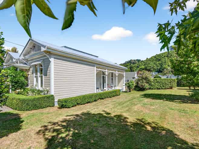 15 Wakefield Street, Featherston