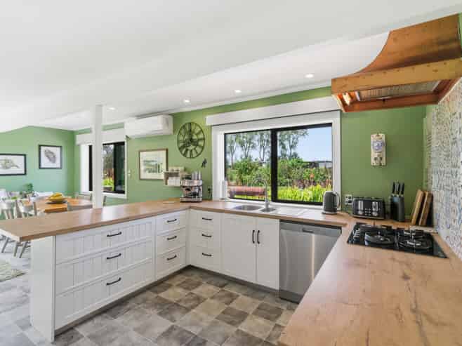 79 Dalys Road, Lincoln