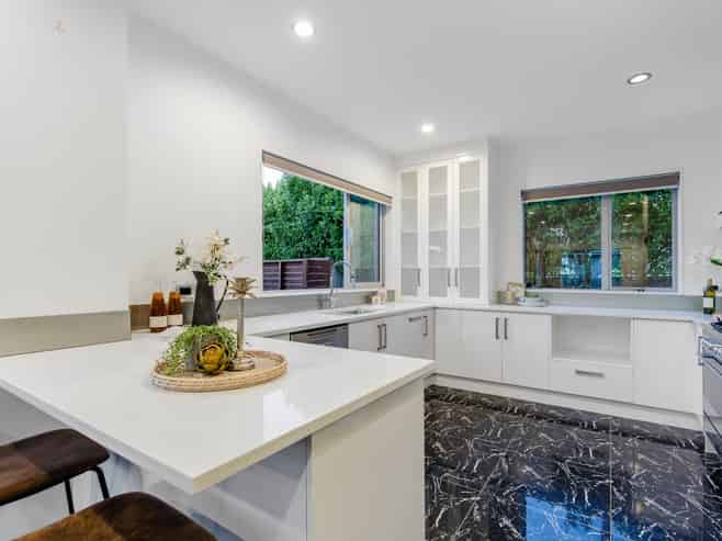 117 Sturges Road, Henderson