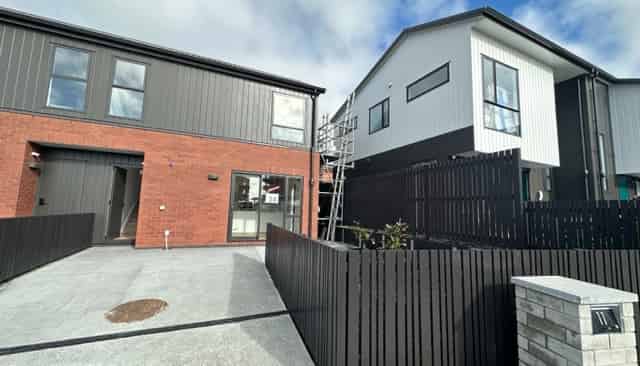 11 Hema Road, Hobsonville