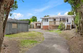 8 Marewa Street, Te Atatu South