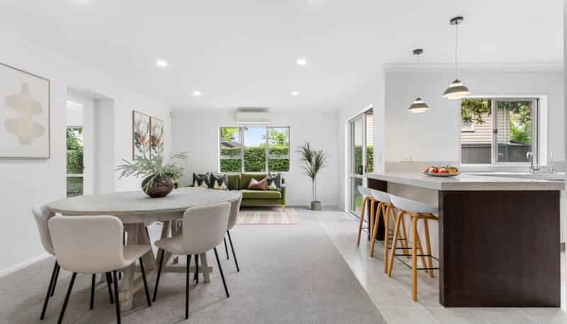 84 Ngahue Drive, Stonefields