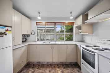 808B Eaton Road, Saint Leonards