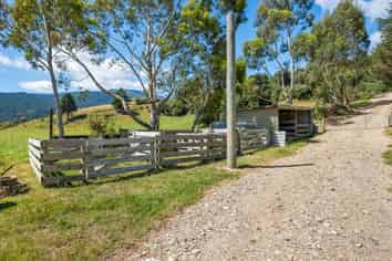 1118 Queen Charlotte Drive, Admiralty Bay
