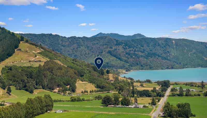 1118 Queen Charlotte Drive, Admiralty Bay