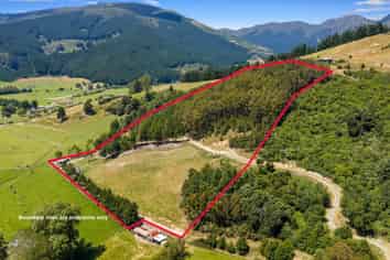 1118 Queen Charlotte Drive, Admiralty Bay