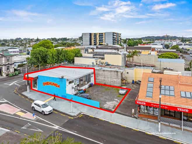 FREEHOLD CORNER SITE - FOUR SHOPS
